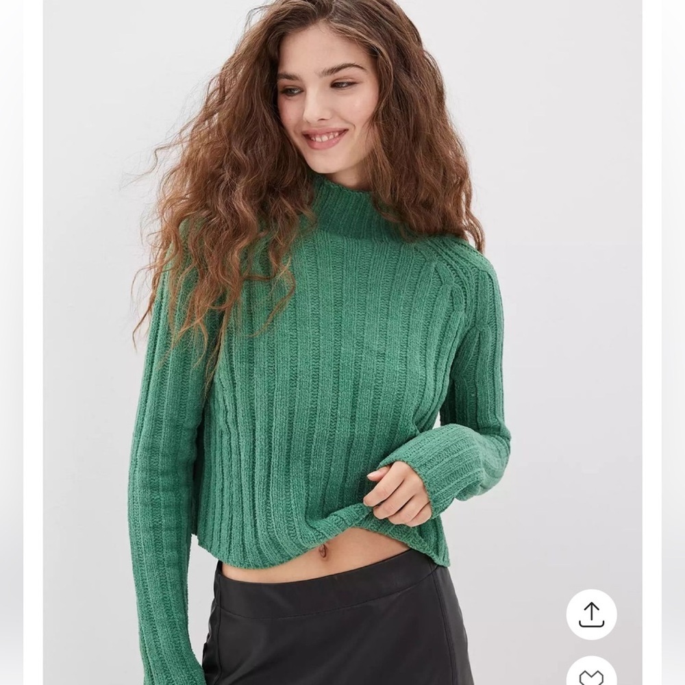 AE Snow Soft Green Mock Neck Sweater, Women's Size Small American Eagle Soft - Picture 1 of 5